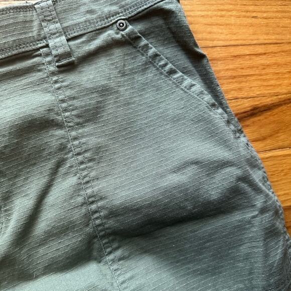 Weatherproof Green Casual Shorts – Size 38 - Picture 7 of 9